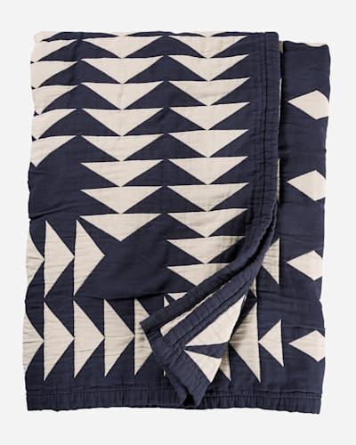 MIDNIGHT NOVA COTTON MATELASSE COVERLET added by Jorie Braunold