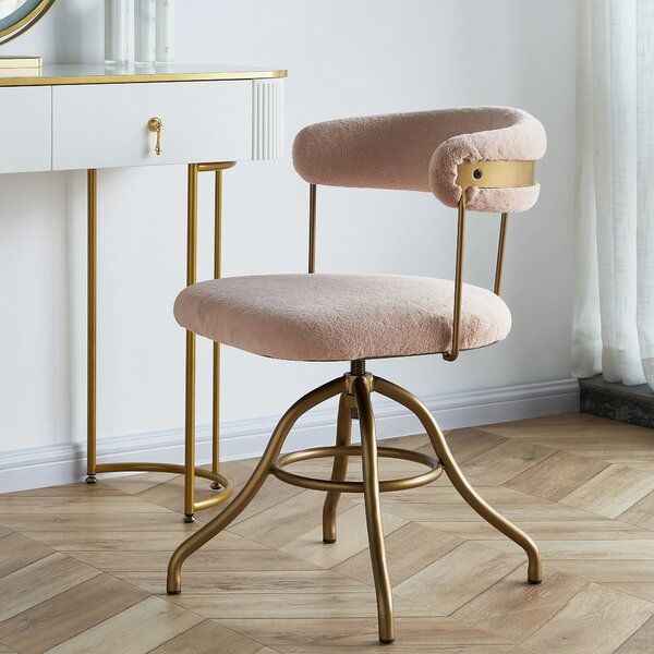 Cordelro Task Chair added by Morgan Mader