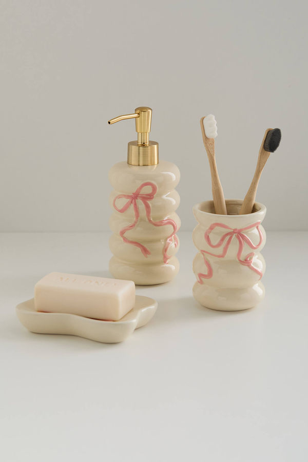 Bow Soap Dispenser added by Molly Gaddy
