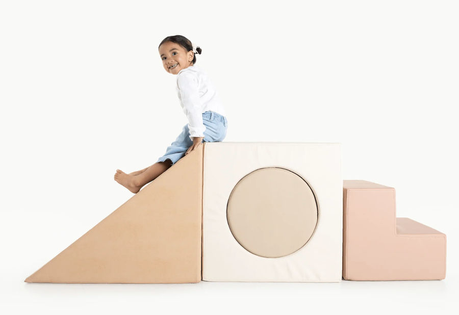Block Playset added by Andrea Medina Shibi