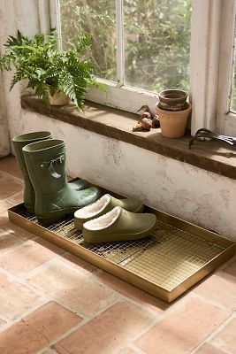 Boot Tray with Interior Grate added by McKenna Jarvis
