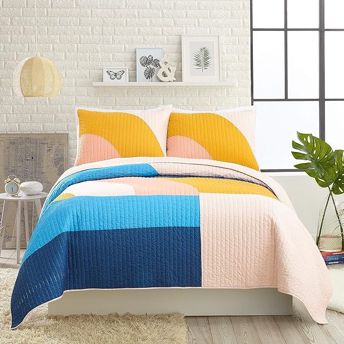 quilt set  added by sallie tyler