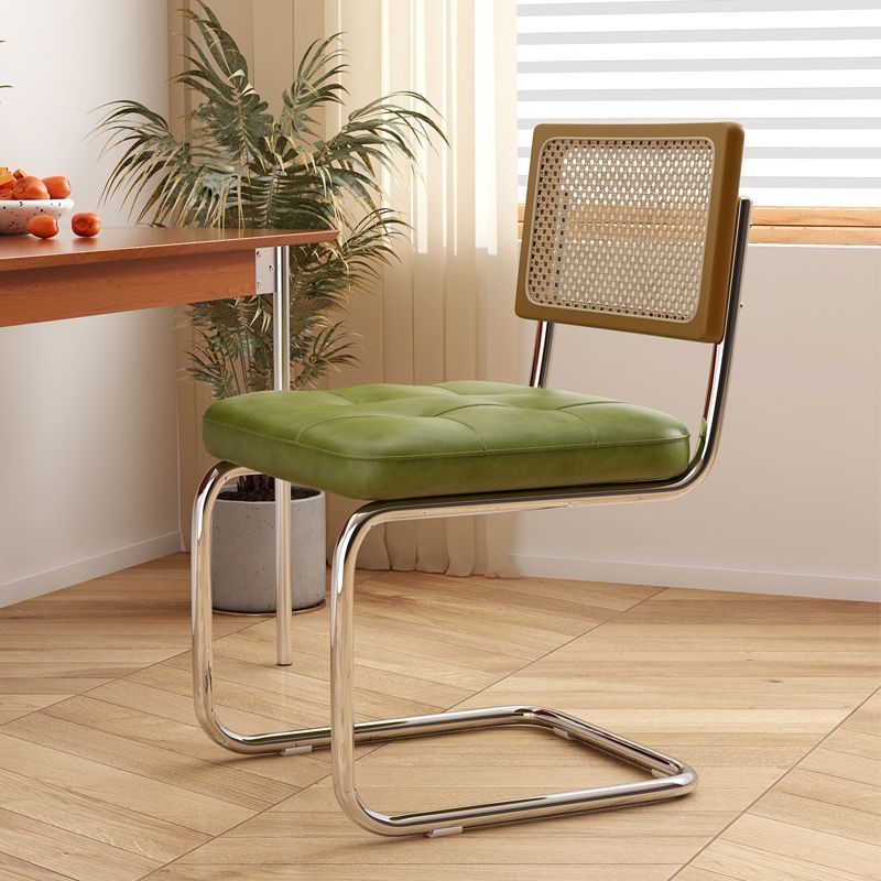 chair added by Esi akaltun