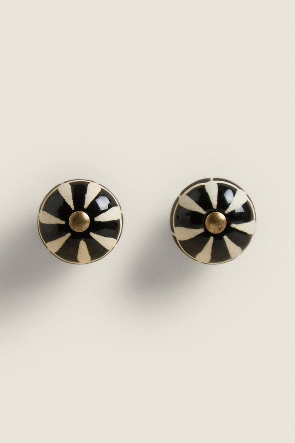 Striped Knobs added by Yvette Lemieux