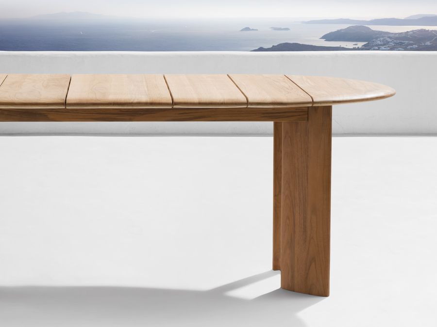 Corfu Outdoor Racetrack Dining Table added by Diana Farberov