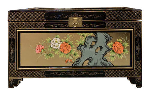 Gold Leaf Bird and Flower Storage Chest added by Gayla Burks