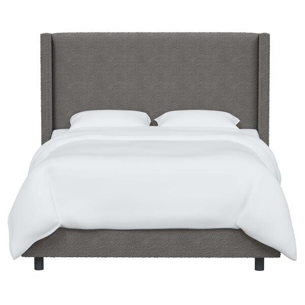 Hanson Upholstered Bed added by Cornelia Spiske