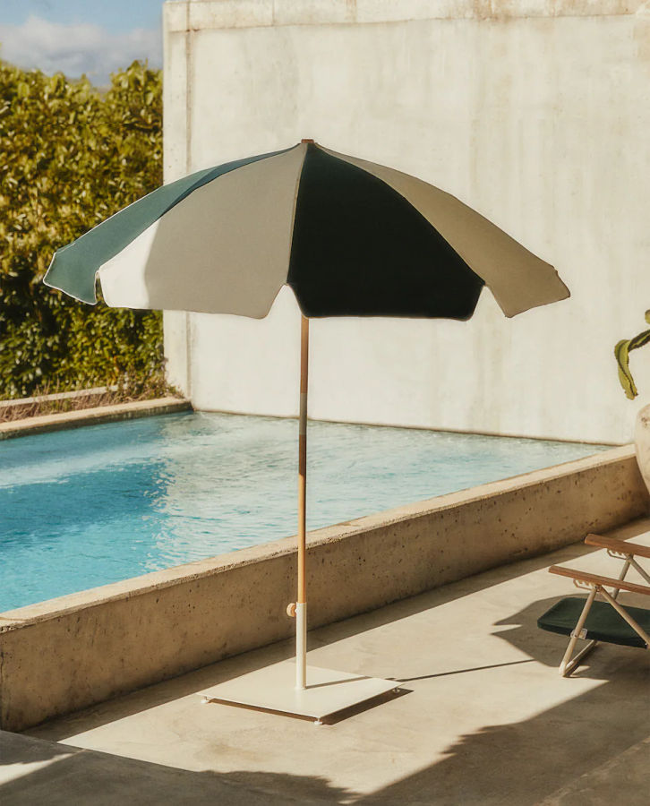 ACACIA BEACH UMBRELLA WITH CONTRAST COLORS (ø 63.0") added by Evie Leigh