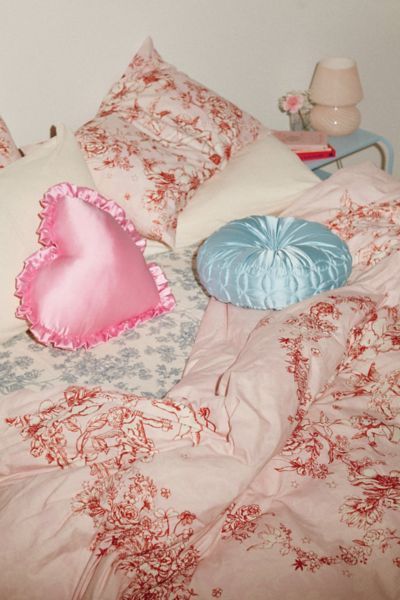 Cherub Toile Duvet Cover added by Caitlin Ackerman