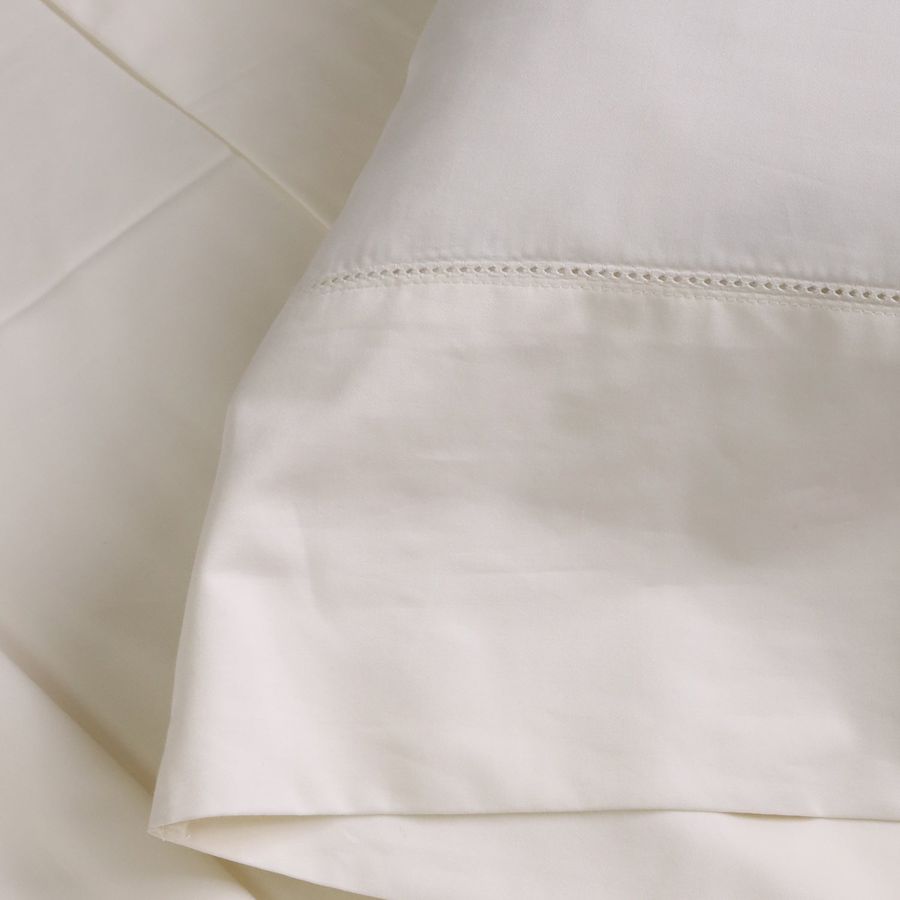 Classico Hemstitch Cotton Sateen Sheet Set added by Courtney Brennan