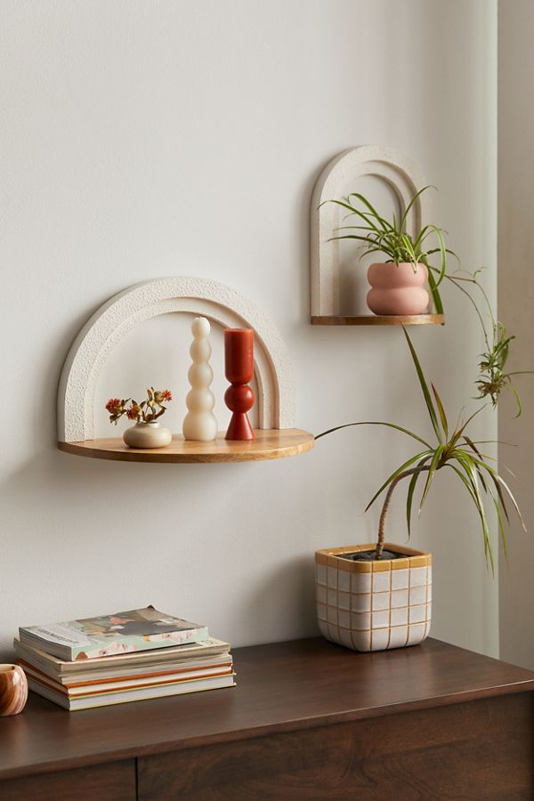 Thalia Shelf added by erika grossman