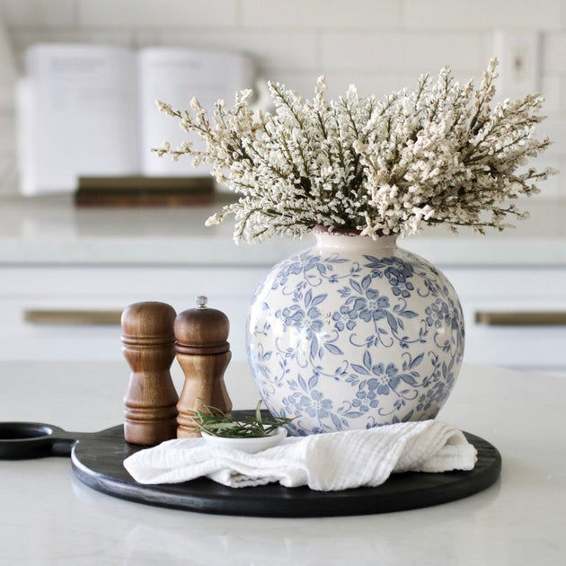 Laurelynn Vase added by Erin McElvany