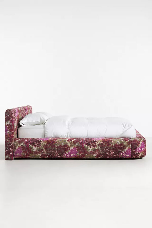 Vienne Velvet Winnie Bed added by Dixie Gould