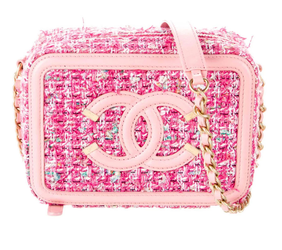 https://www.therealreal.com/products/women/handbags/mini-bags/chanel-2020-tweed-filigree-vanity-clutch-glxcs?sid=pxogmz&utm_source=Google&utm_medium=shopping&cvosrc=cse.google.google&cvo_crid=&sid=pxogmz&utm_source=google&utm_medium=shopping&utm_campaign=shopping_handbags&gclid=CjwKCAjw2K6lBhBXEiwA5RjtCRZO3VbegsBqwazo3gjrAfCXAAL_xj4qV774_nddeVyKeTLbH2qZURoC0yEQAvD_BwE added by Carly Murphy