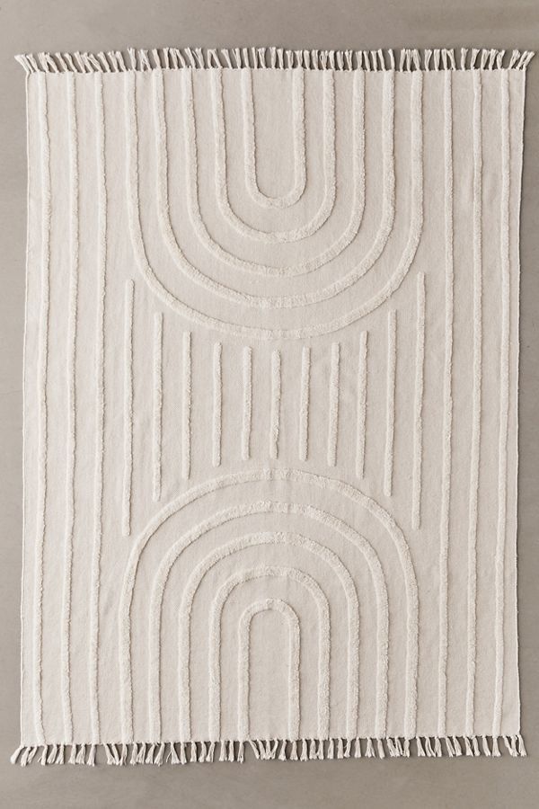 Modern Hilo Tufted Rug added by Francesca Pasquali