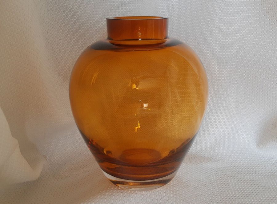 Cognac Vase added by Spoak Member