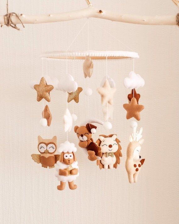 Woodland mobile crib. Boho nursery mobile. Unisex mobile teddy bear added by Vivien Kowal
