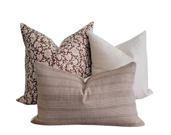 DEE DEE  Pillow Cover Combo 2 | Etsy added by Spoak Member
