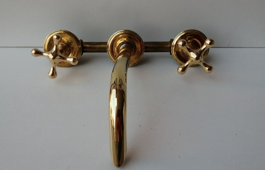 Wall-mounted Brass Faucet, Hot and Cold Water Handle Bathroom & Kitchen Sink added by Sofia Millares
