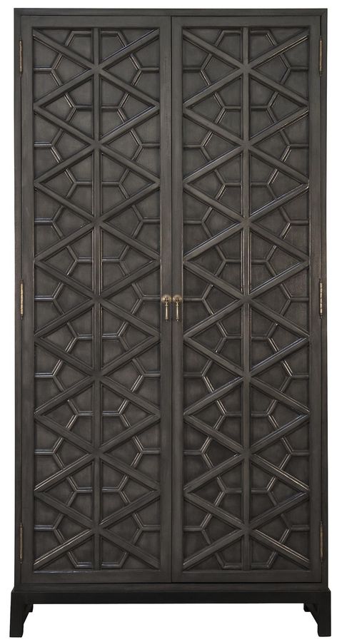 Maharadscha Hutch, Pale added by Shelley Cekirge