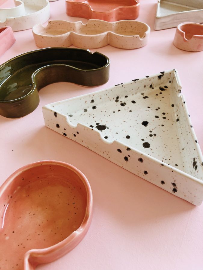 SPLIFF TRAY- TRIANGLE added by Spoak Member