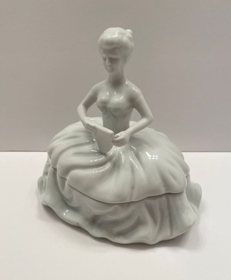 Lady Trinket Box added by Spoak Member