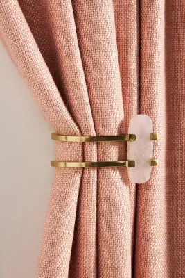 Maura Rose Quartz Tieback added by Spoak Member