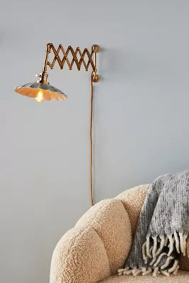 Accordian Sconce added by Kacey Dillier