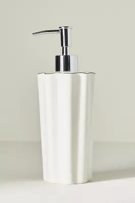 Le Marais Bath Dispenser added by Spoak Member
