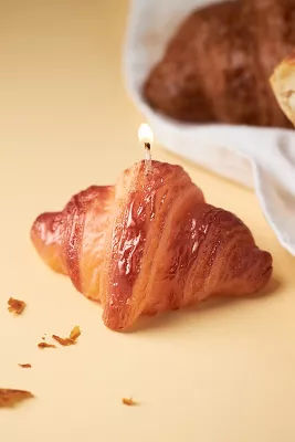 Croissant Shaped Wax Boxed Candle added by Spoak Member