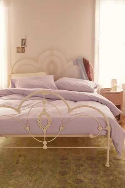 Etta Bed added by Lindsay Malmgren
