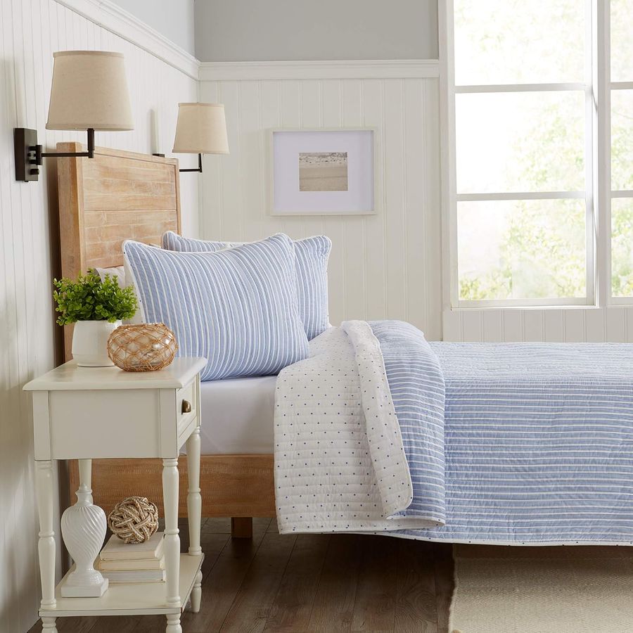 Great Bay Home 2-Piece Twin Reversible Lightweight Quilt Comforter with 1 Sham | All-Season, Modern, Striped Bedspreads | Blue Striped Coverlet Sets | Marcie Quilts Collection added by Katherine Brensinger