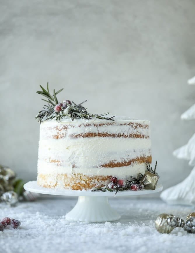 Christmas Cake Recipe - White Christmas Sparkle Cake added by Spoak Member